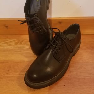 Black Oxford Shoe